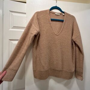 Vince cashmere sweater - size small